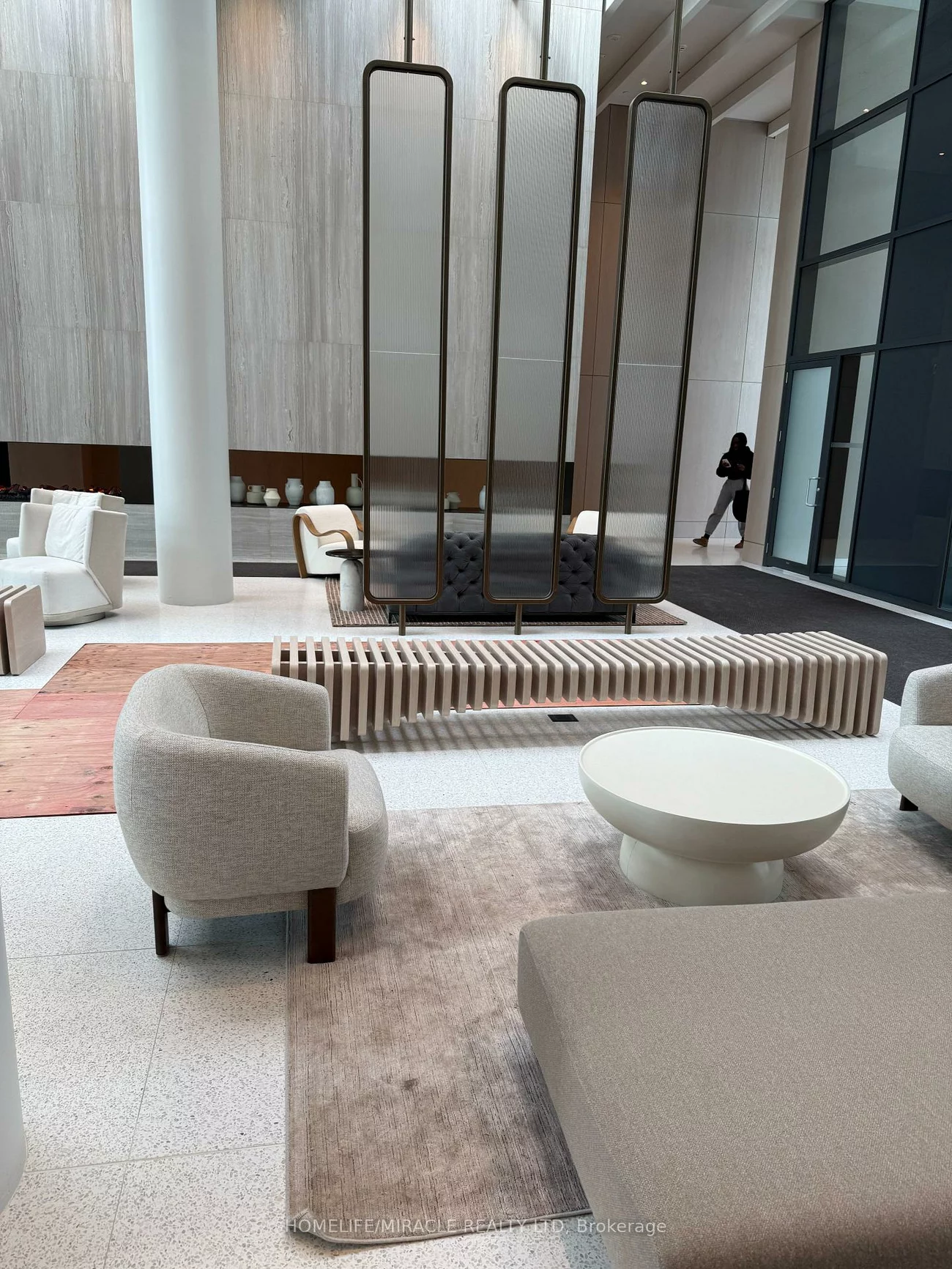 195, Commerce, Vaughan Corporate Centre, Vaughan