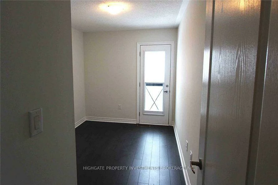 3905, Major Mackenzie, Vellore Village, Vaughan