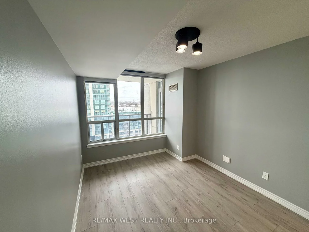 60, Disera, Beverley Glen, Vaughan