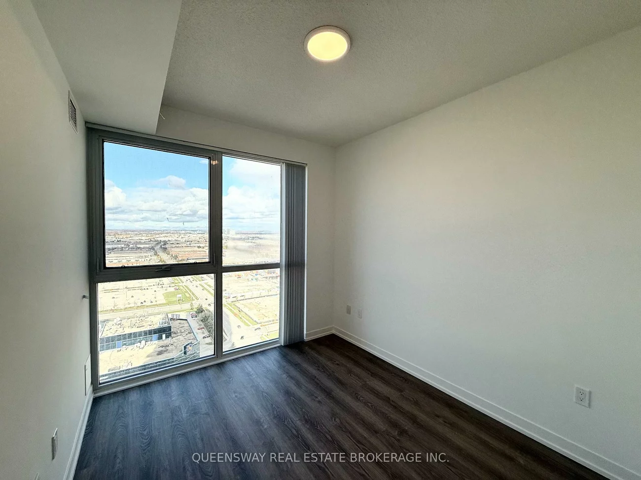 8, Interchange Wy, Vaughan Corporate Centre, Vaughan