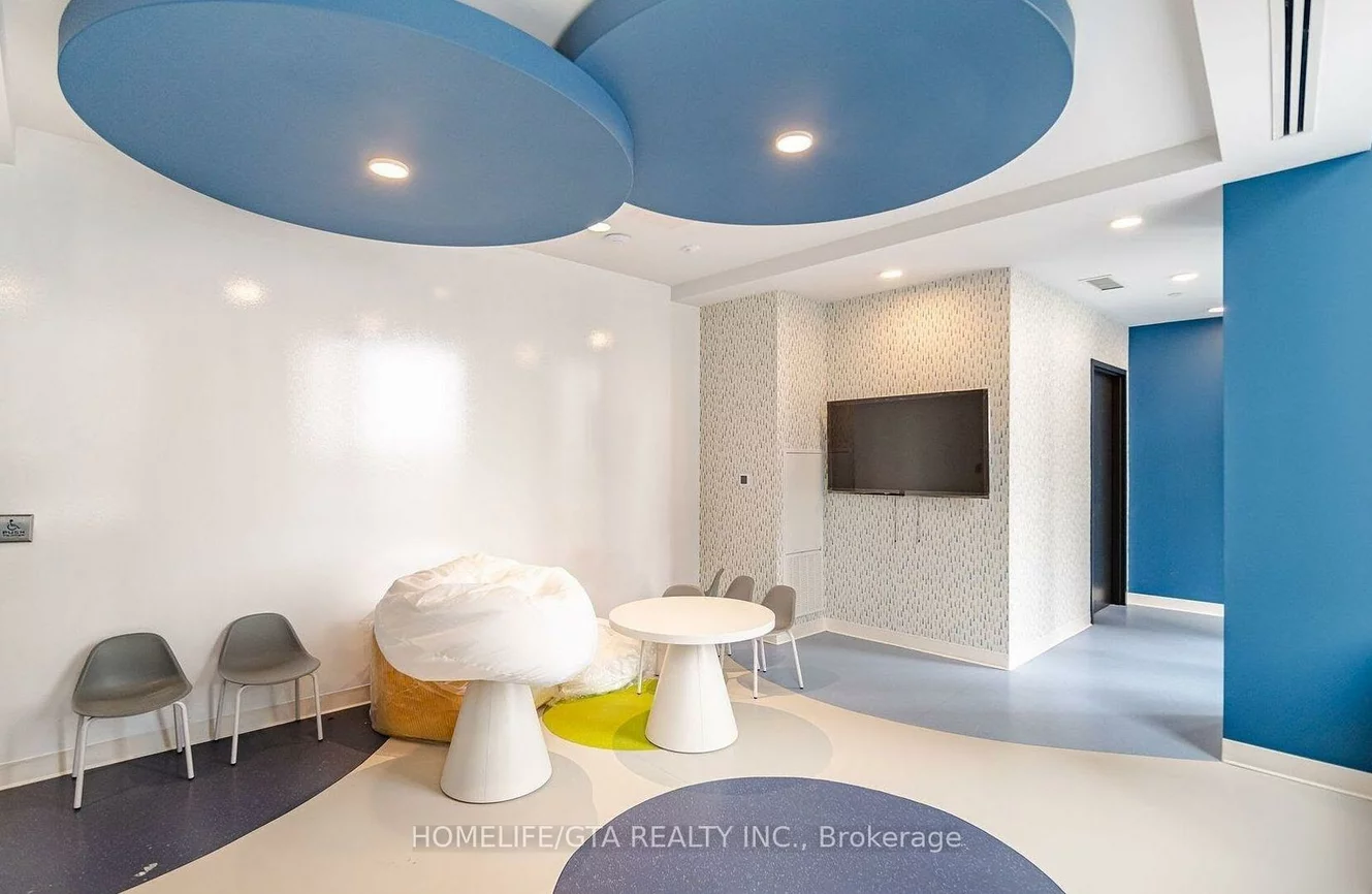 2920, Hwy 7, Concord, Vaughan