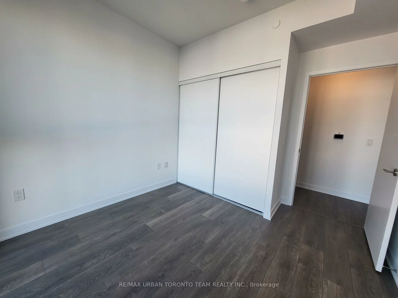 38, Honeycrisp, Vaughan Corporate Centre, Vaughan