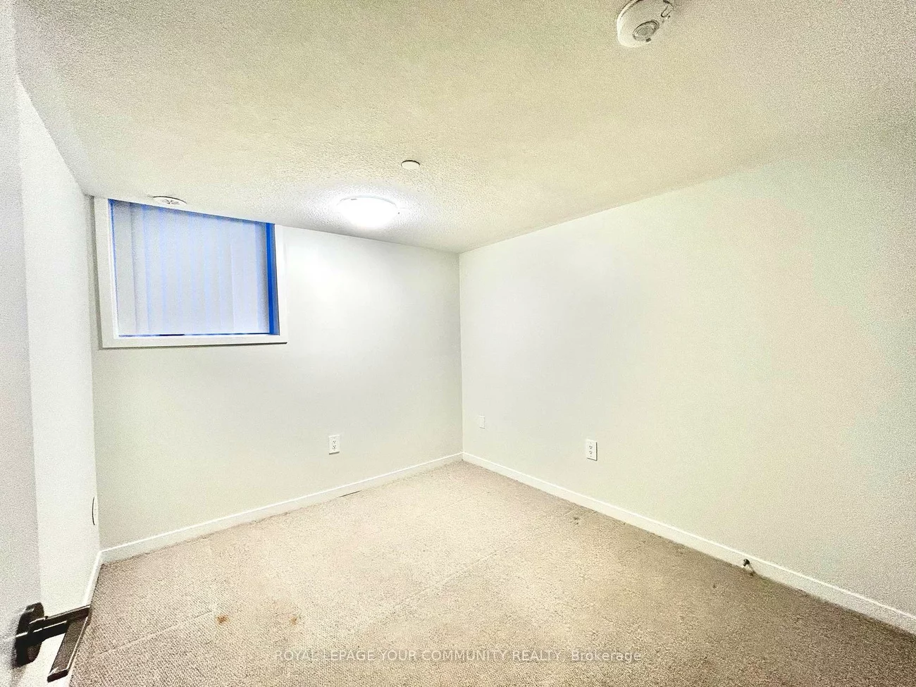 39, Honeycrisp, Vaughan Corporate Centre, Vaughan