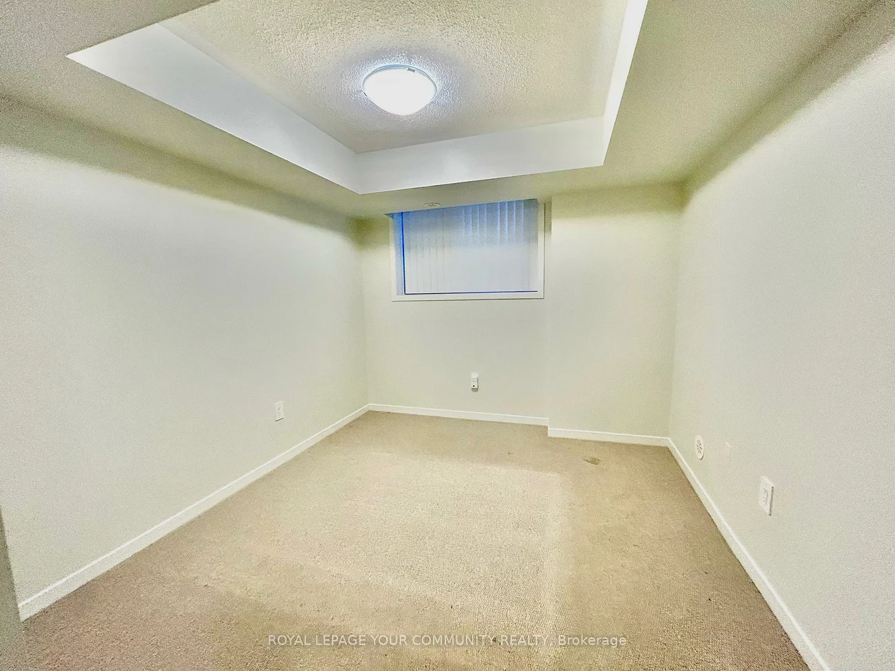 39, Honeycrisp, Vaughan Corporate Centre, Vaughan