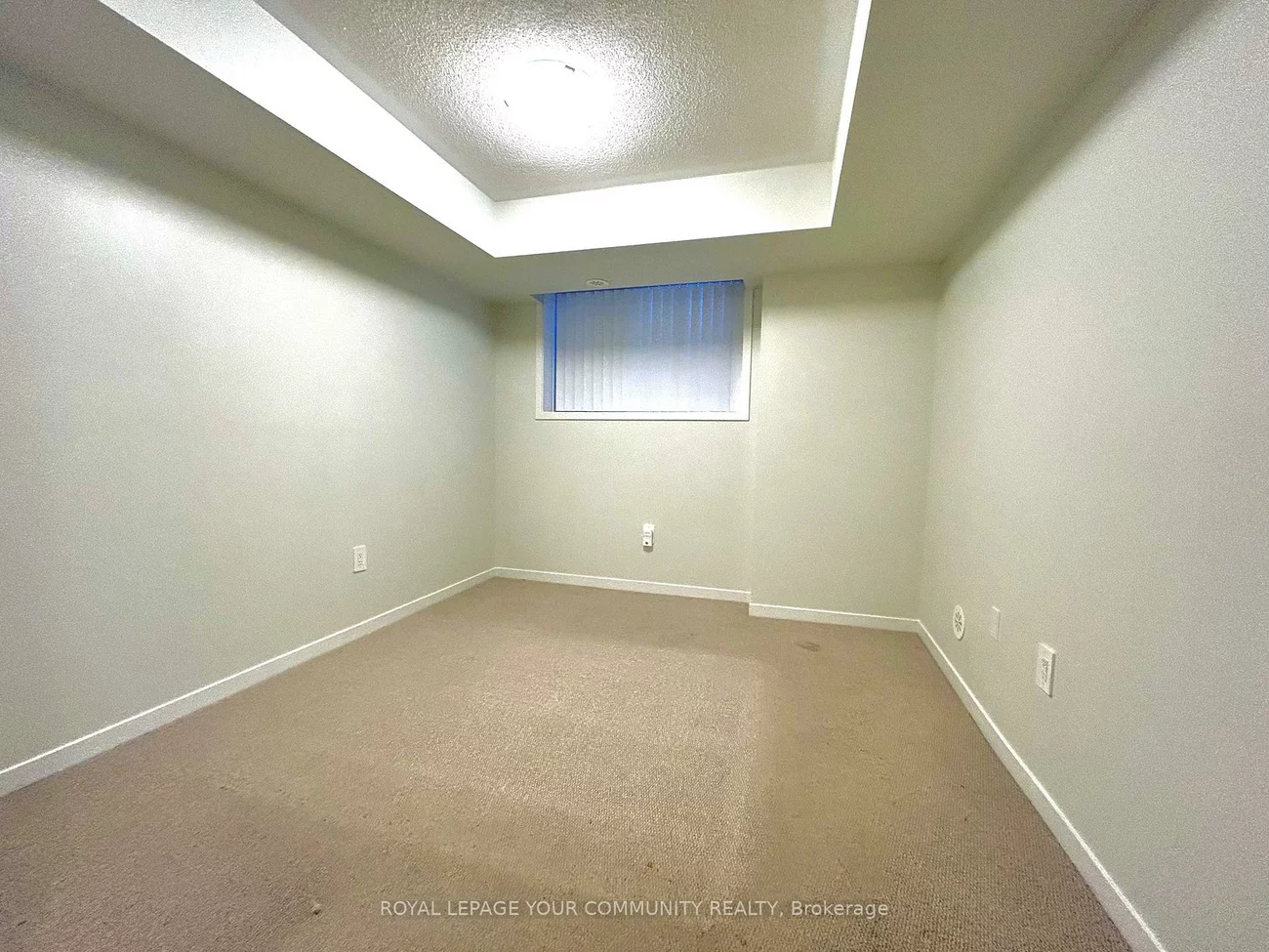 39, Honeycrisp, Vaughan Corporate Centre, Vaughan