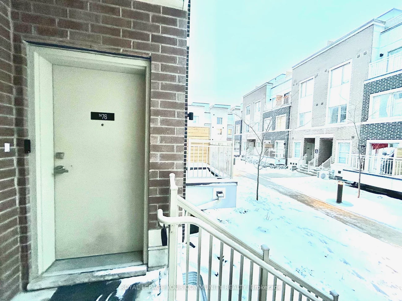 39, Honeycrisp, Vaughan Corporate Centre, Vaughan