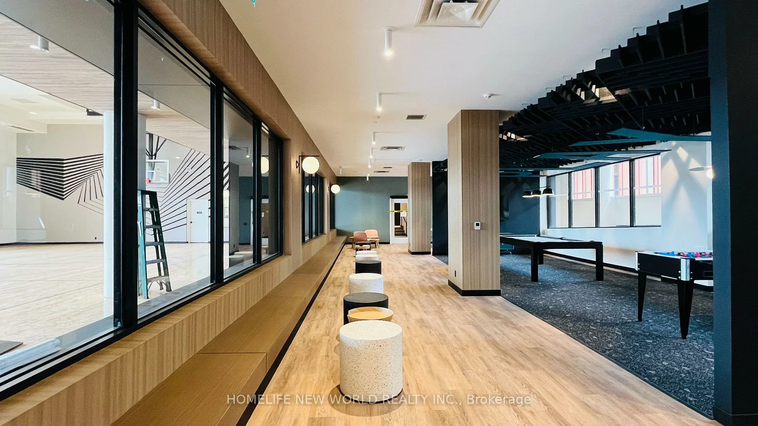 7950, Bathurst, Beverley Glen, Vaughan