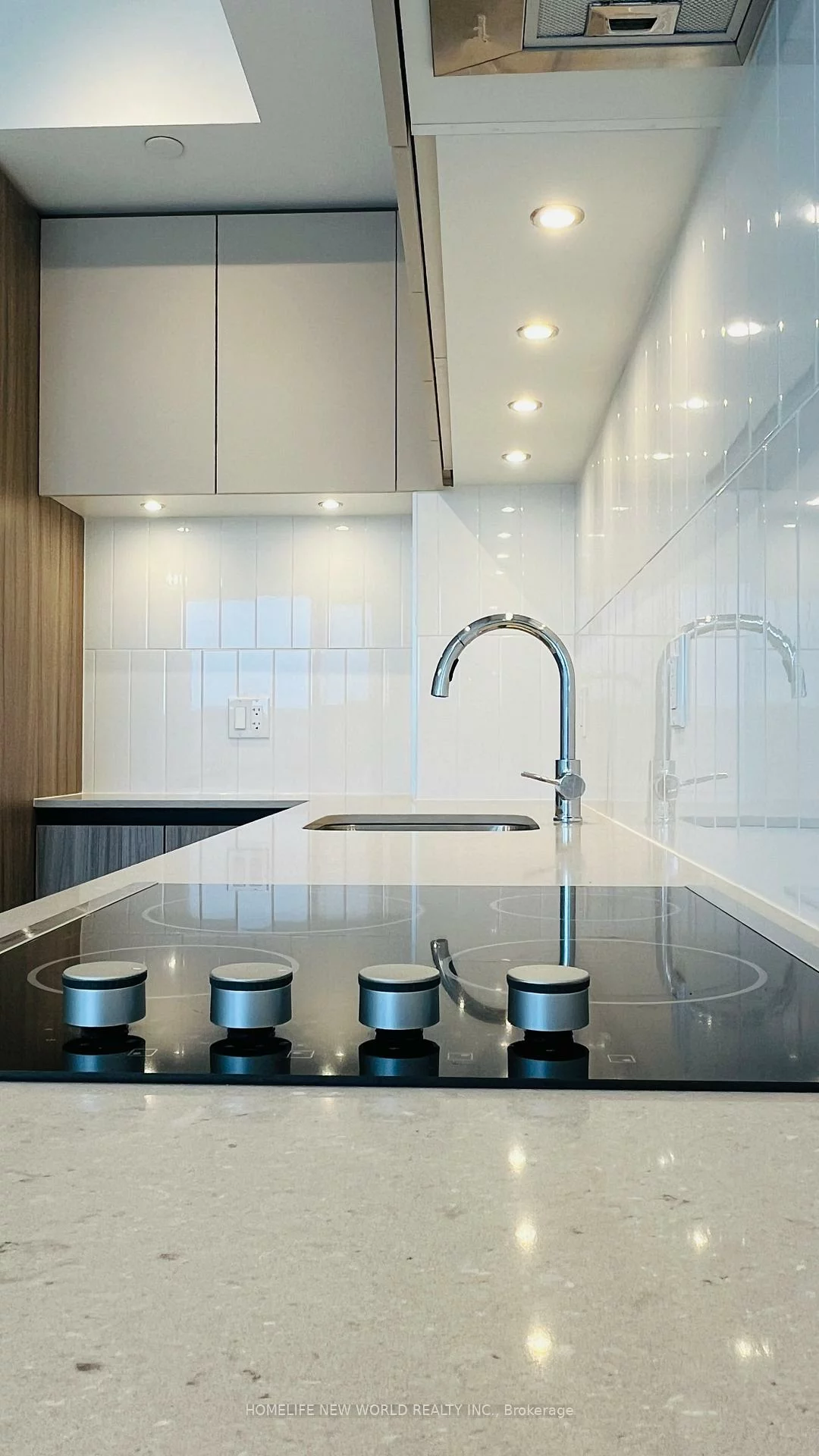 7950, Bathurst, Beverley Glen, Vaughan