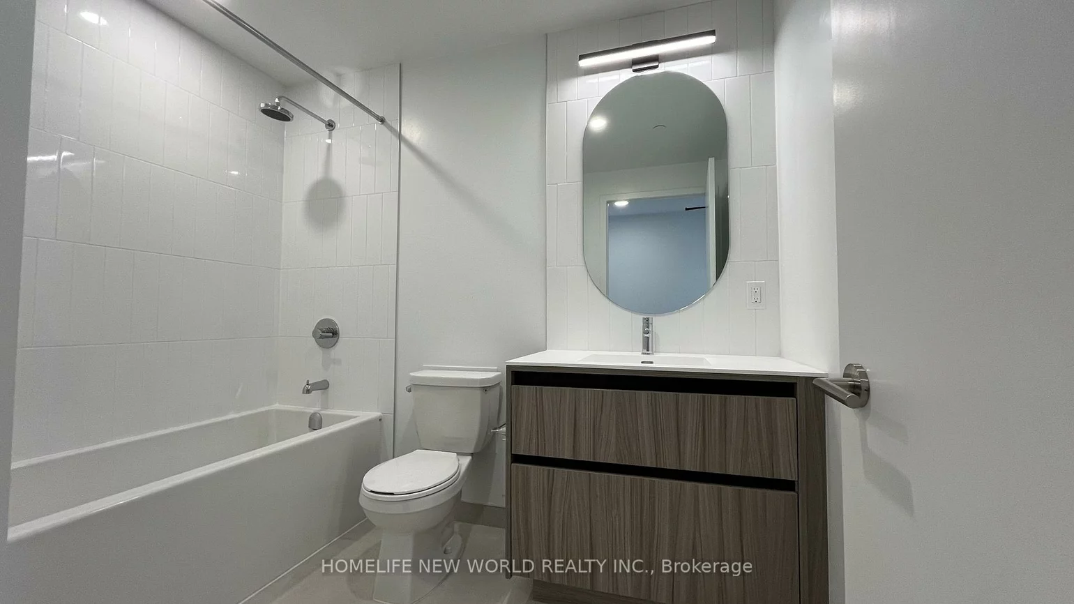 7950, Bathurst, Beverley Glen, Vaughan