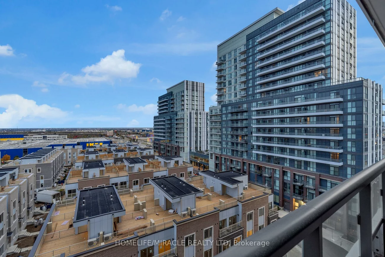 60, Honeycrisp, Vaughan Corporate Centre, Vaughan