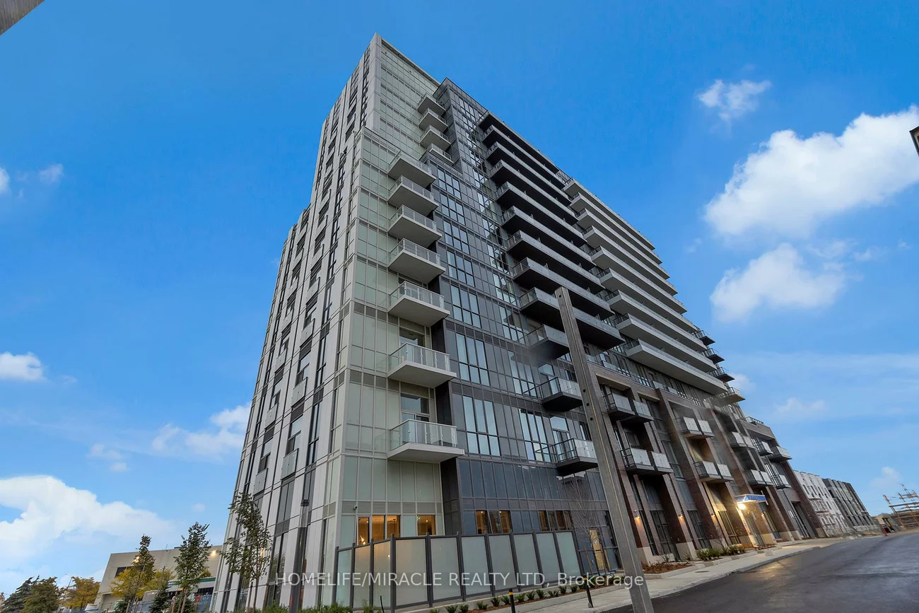 60, Honeycrisp, Vaughan Corporate Centre, Vaughan