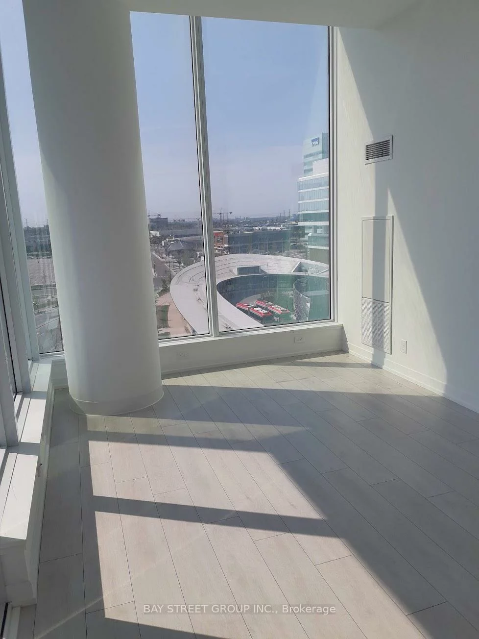 950, Portage, Vaughan Corporate Centre, Vaughan