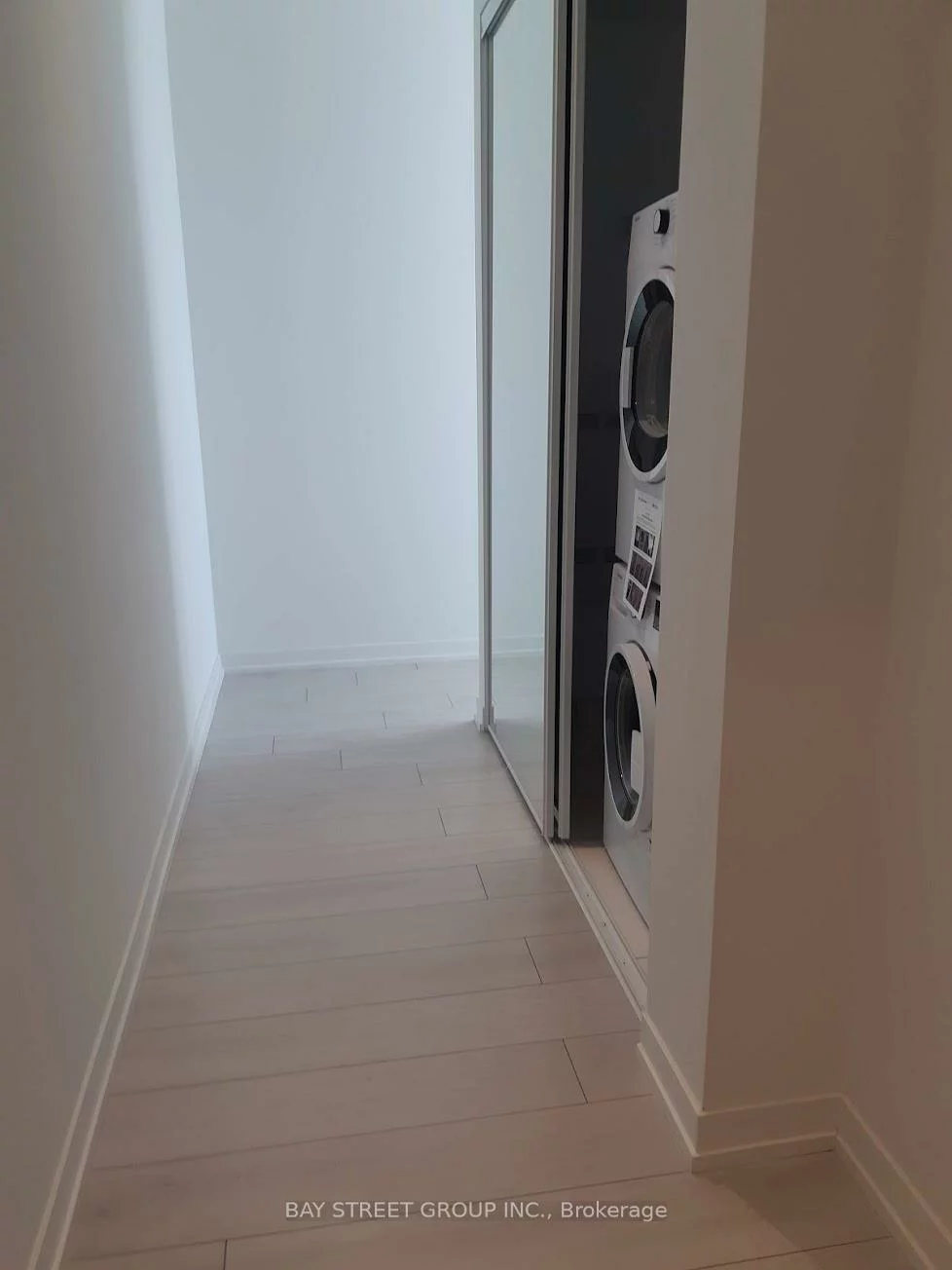 950, Portage, Vaughan Corporate Centre, Vaughan