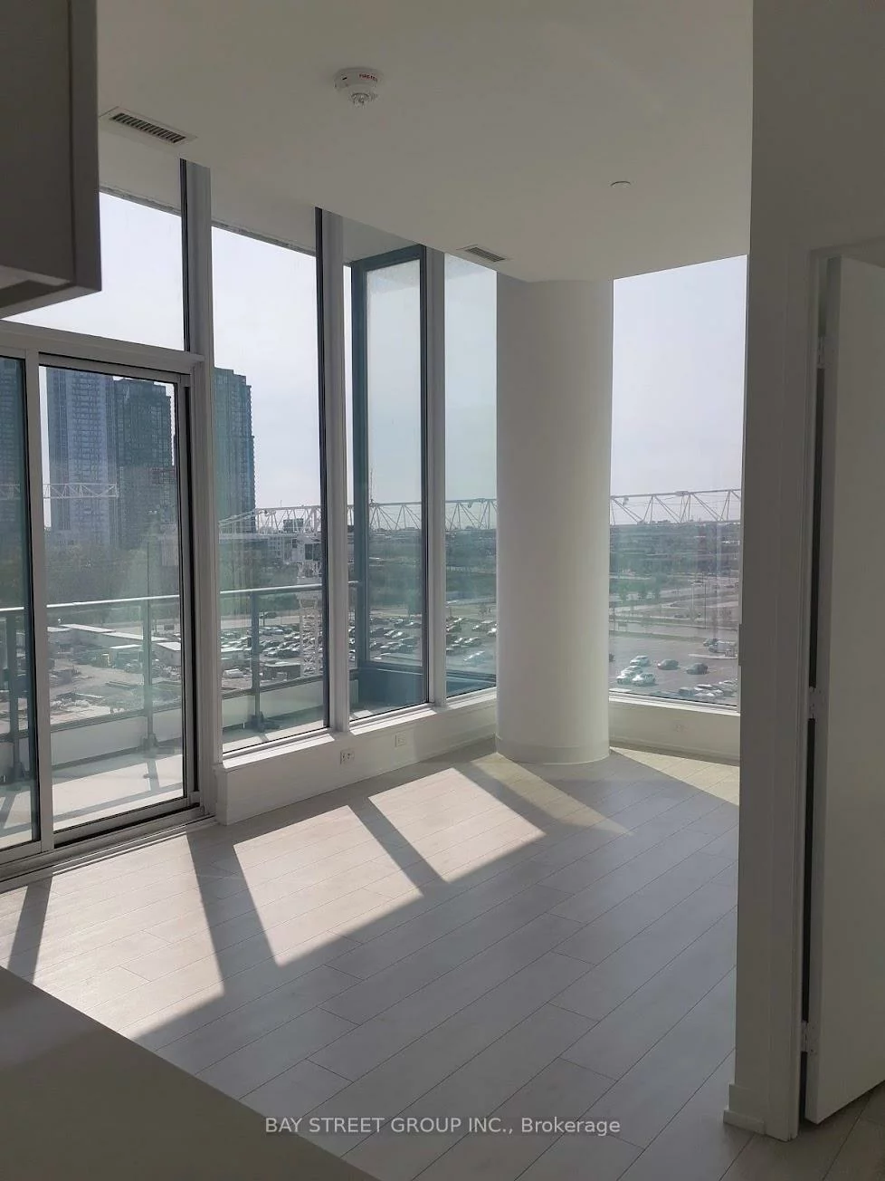 950, Portage, Vaughan Corporate Centre, Vaughan