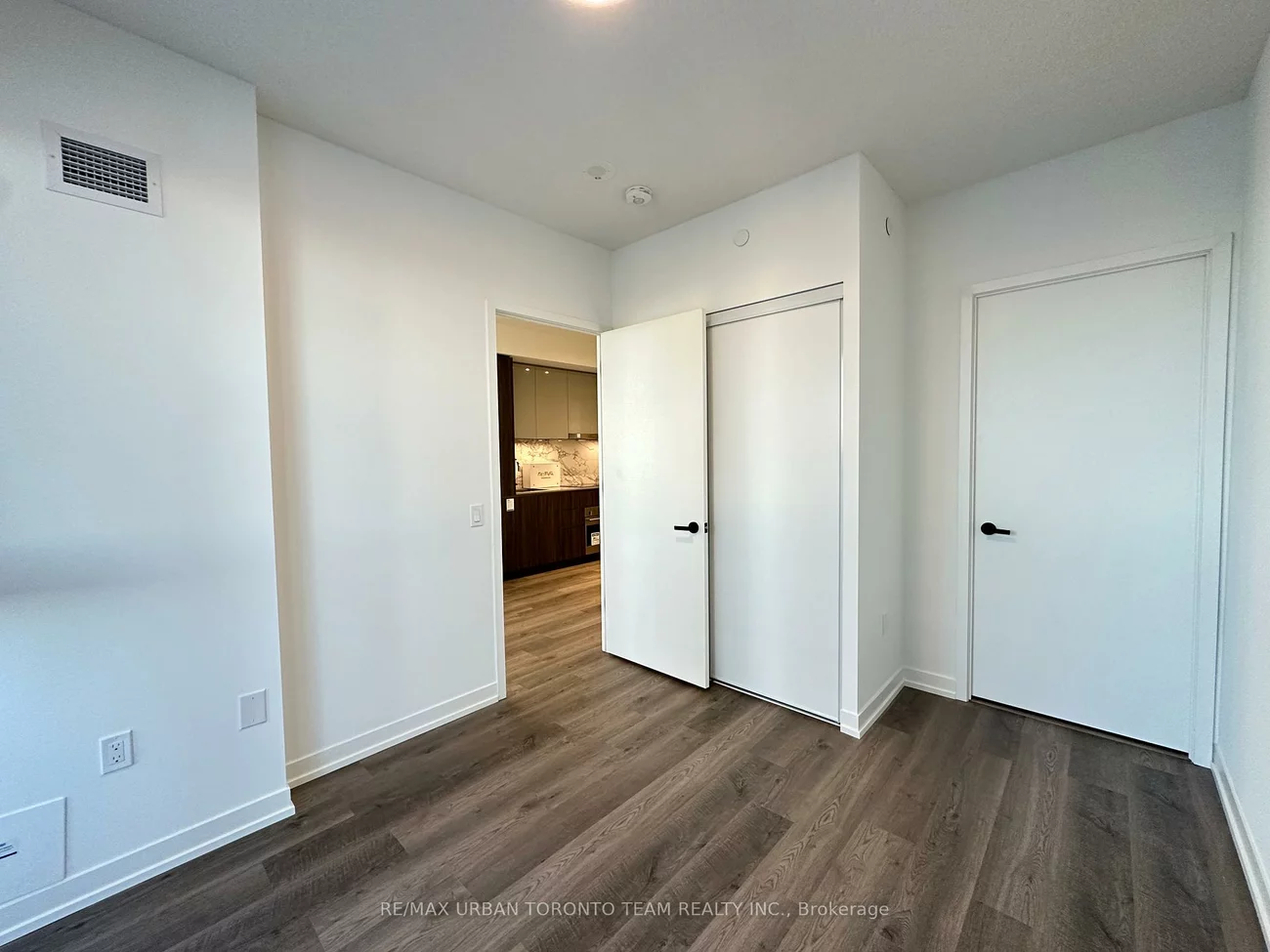 8, Interchange, Vaughan Corporate Centre, Vaughan