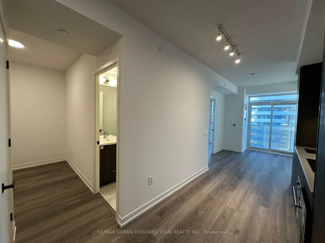 8, Interchange, Vaughan Corporate Centre, Vaughan