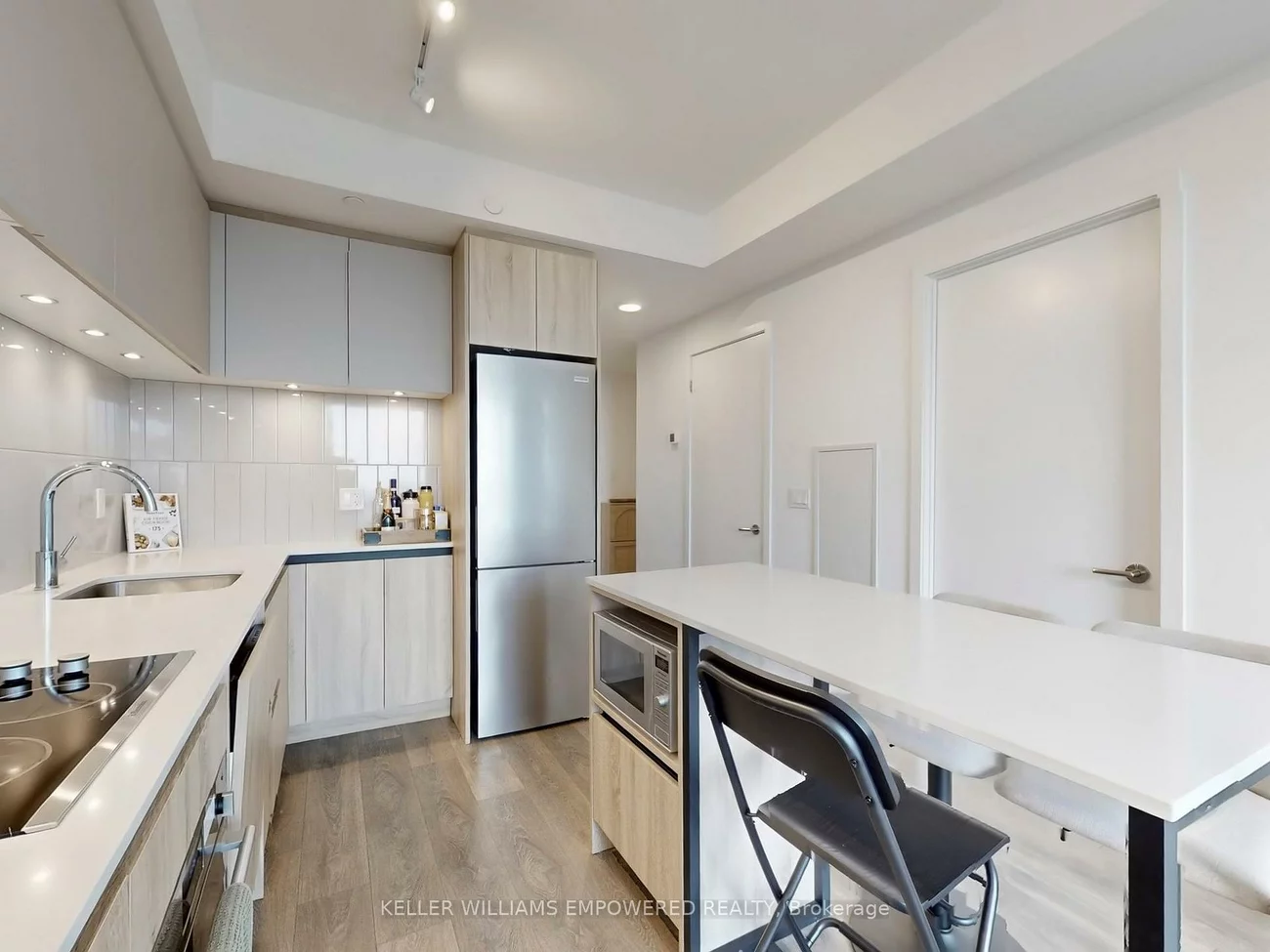 7950, Bathurst, Beverley Glen, Vaughan