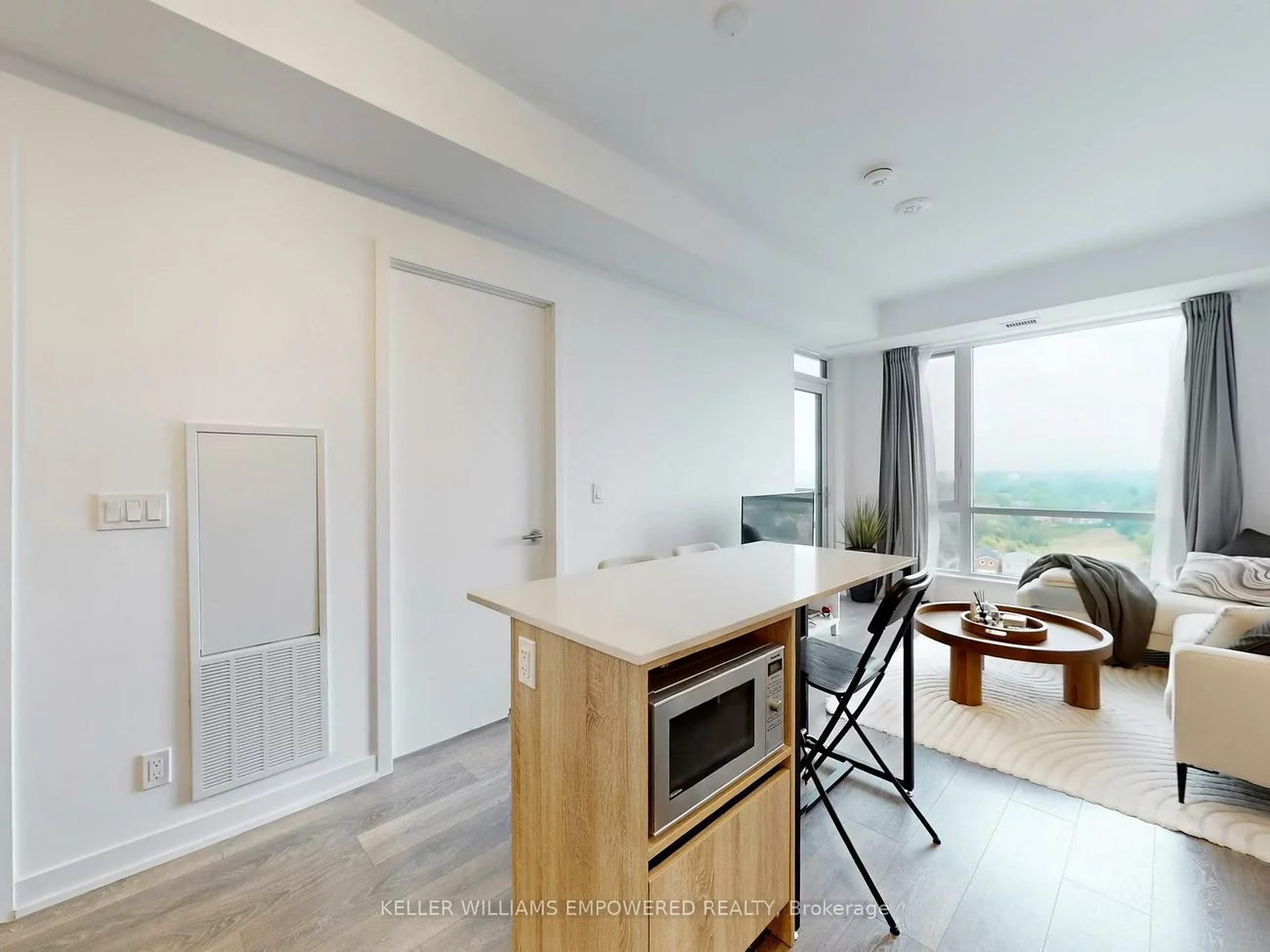 7950, Bathurst, Beverley Glen, Vaughan