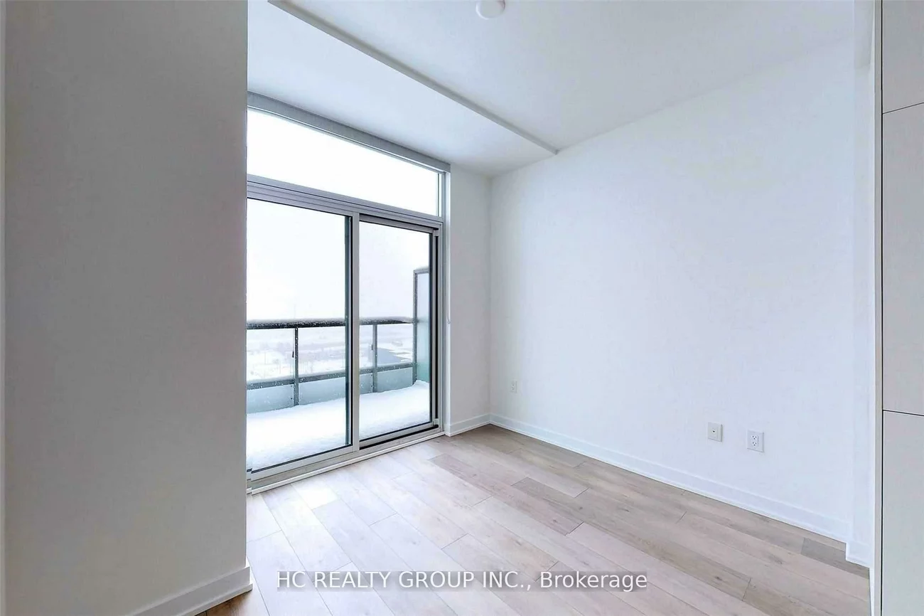 10, Honeycrisp, Vaughan Corporate Centre, Vaughan