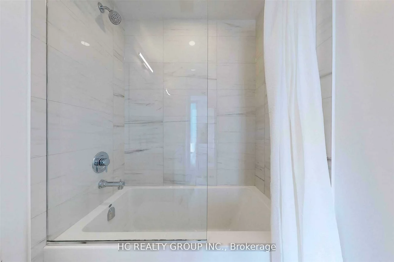 10, Honeycrisp, Vaughan Corporate Centre, Vaughan