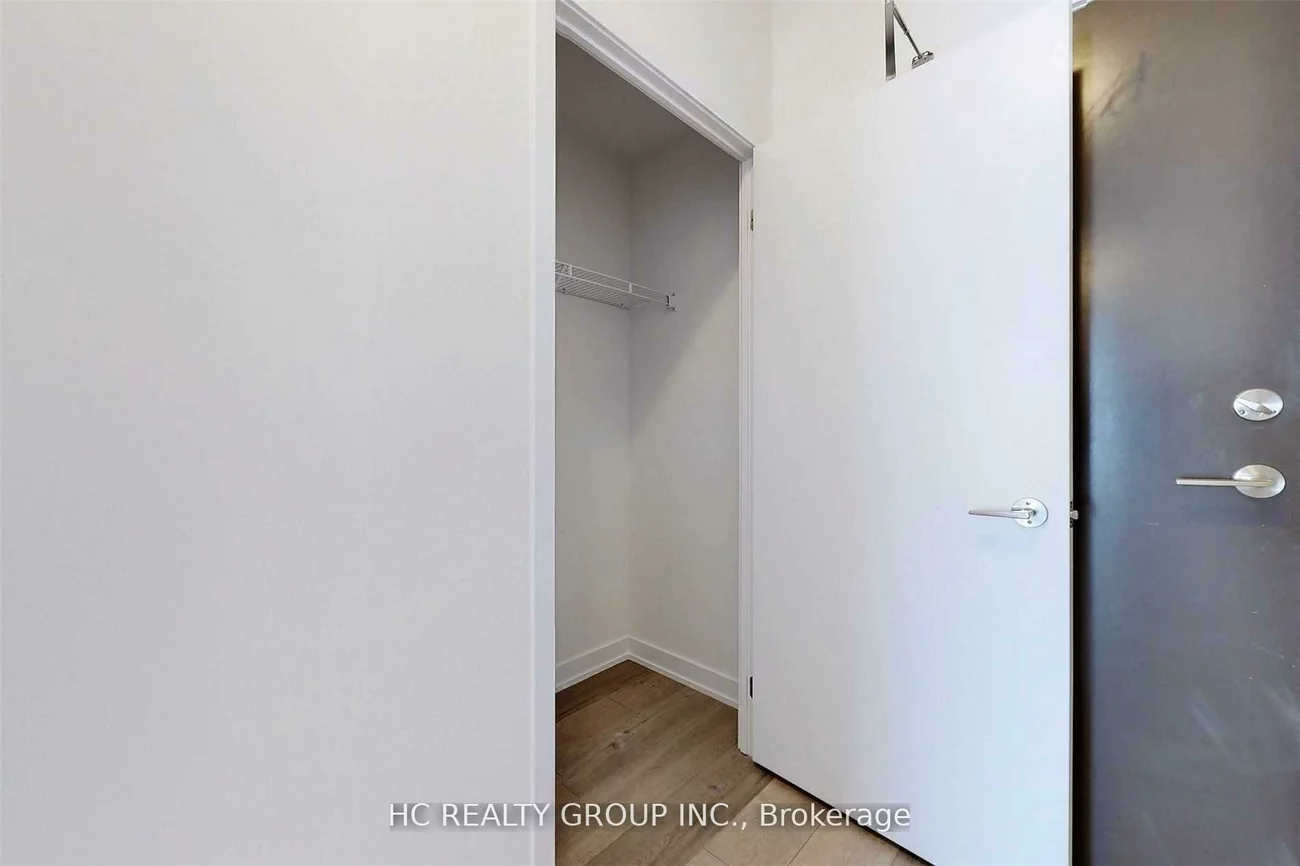 10, Honeycrisp, Vaughan Corporate Centre, Vaughan