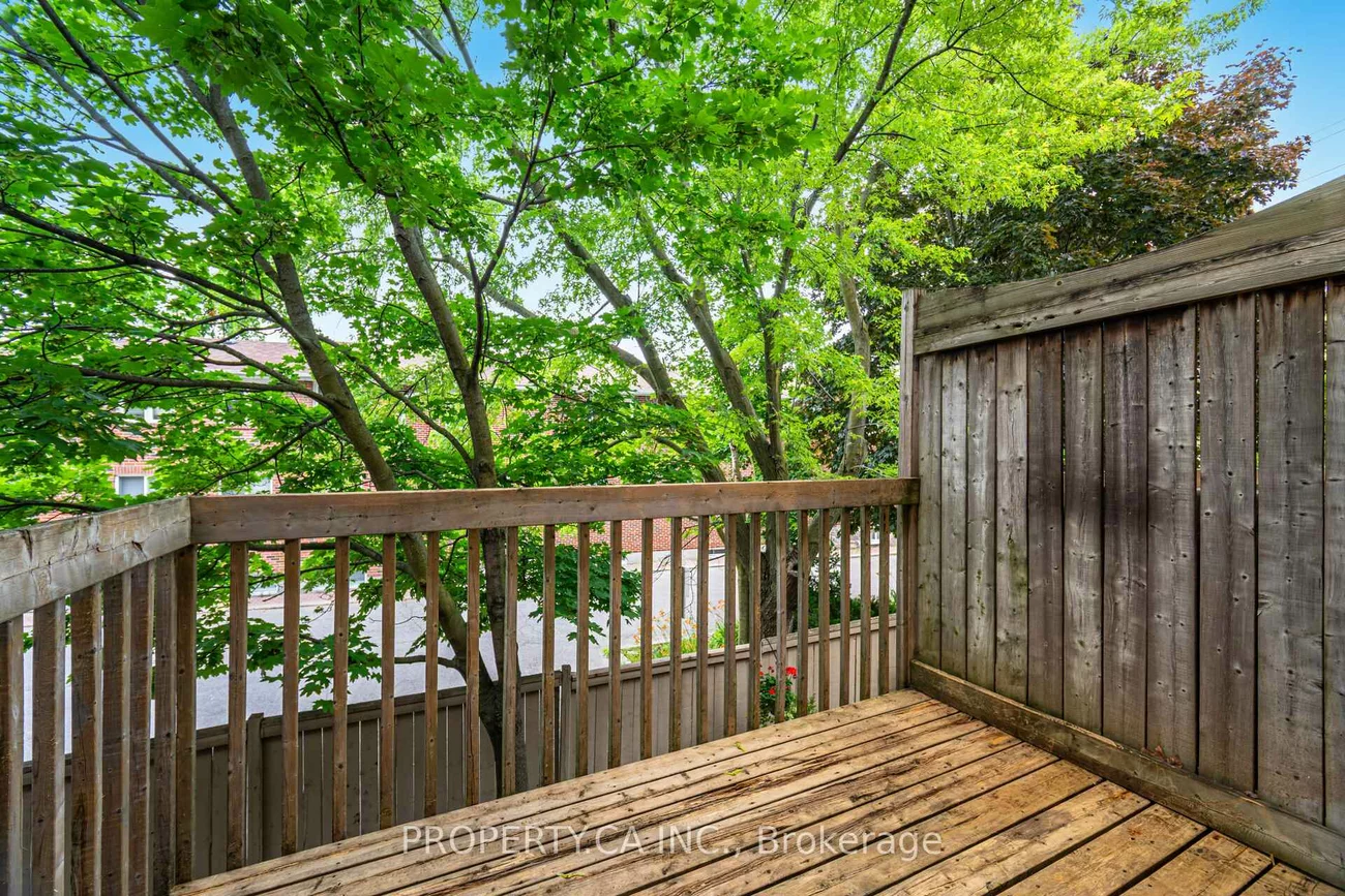 8038, Yonge, Uplands, Vaughan