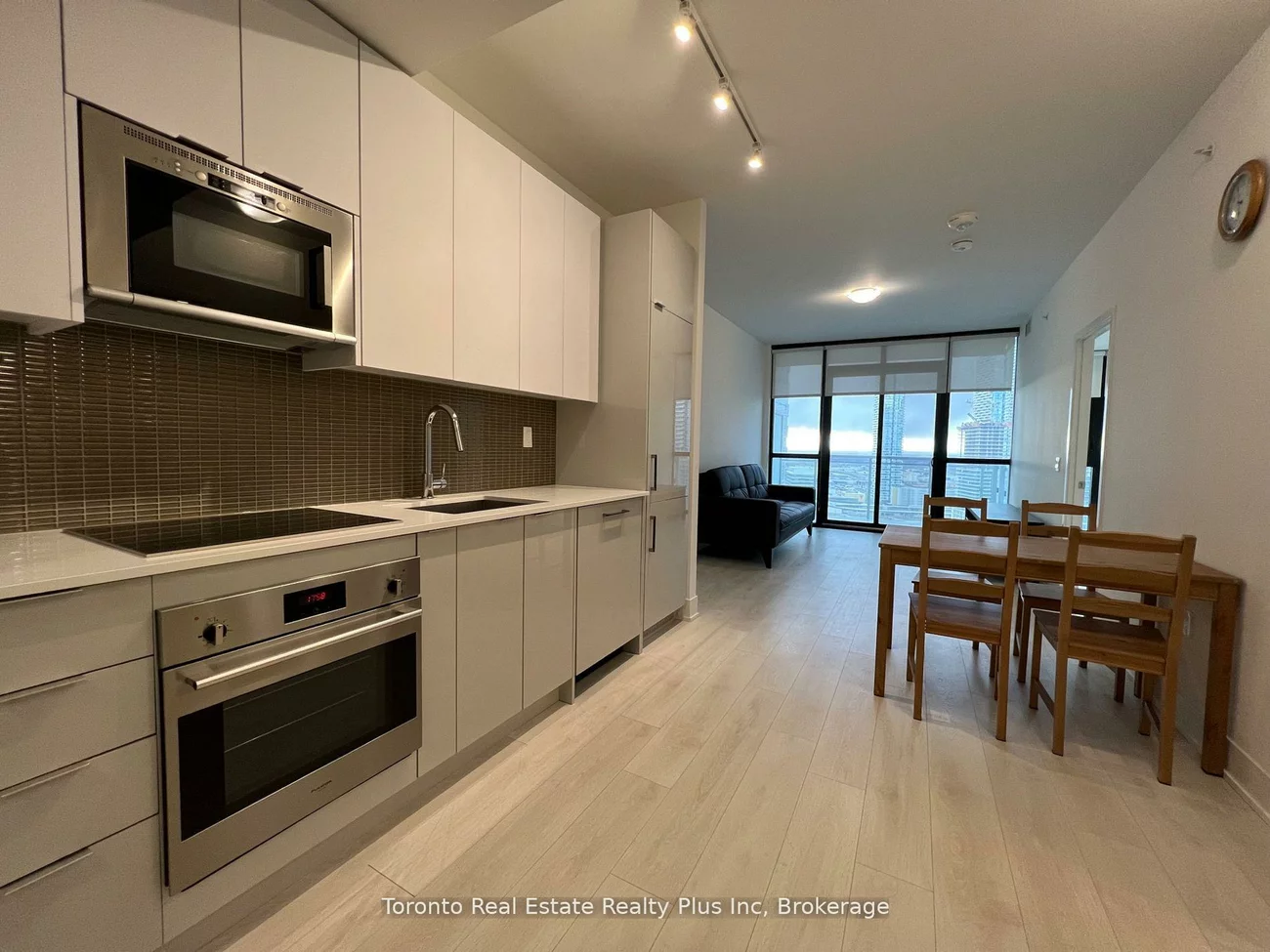 2908, Highway 7, Concord, Vaughan