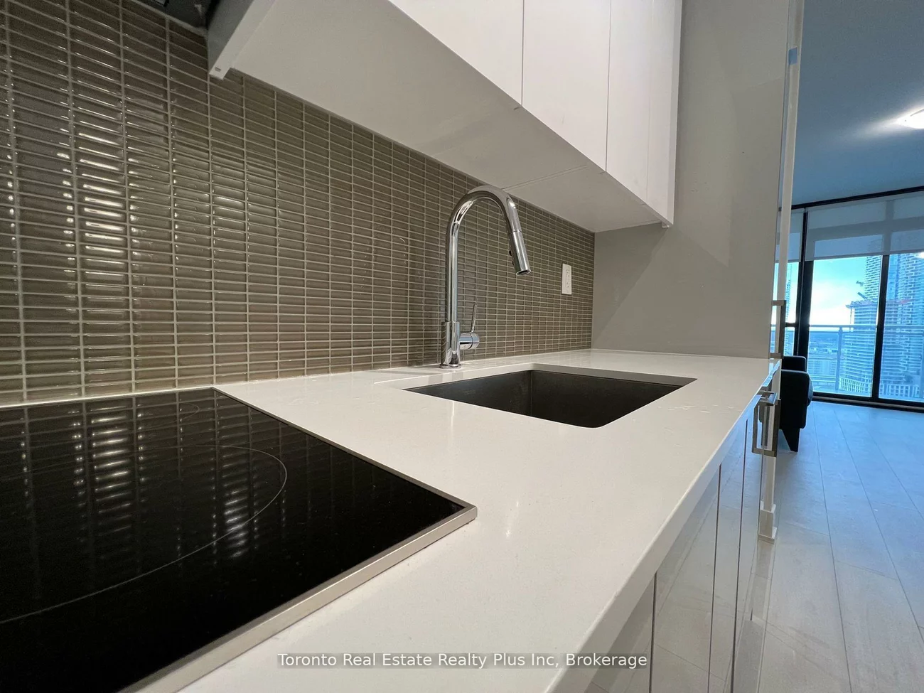 2908, Highway 7, Concord, Vaughan