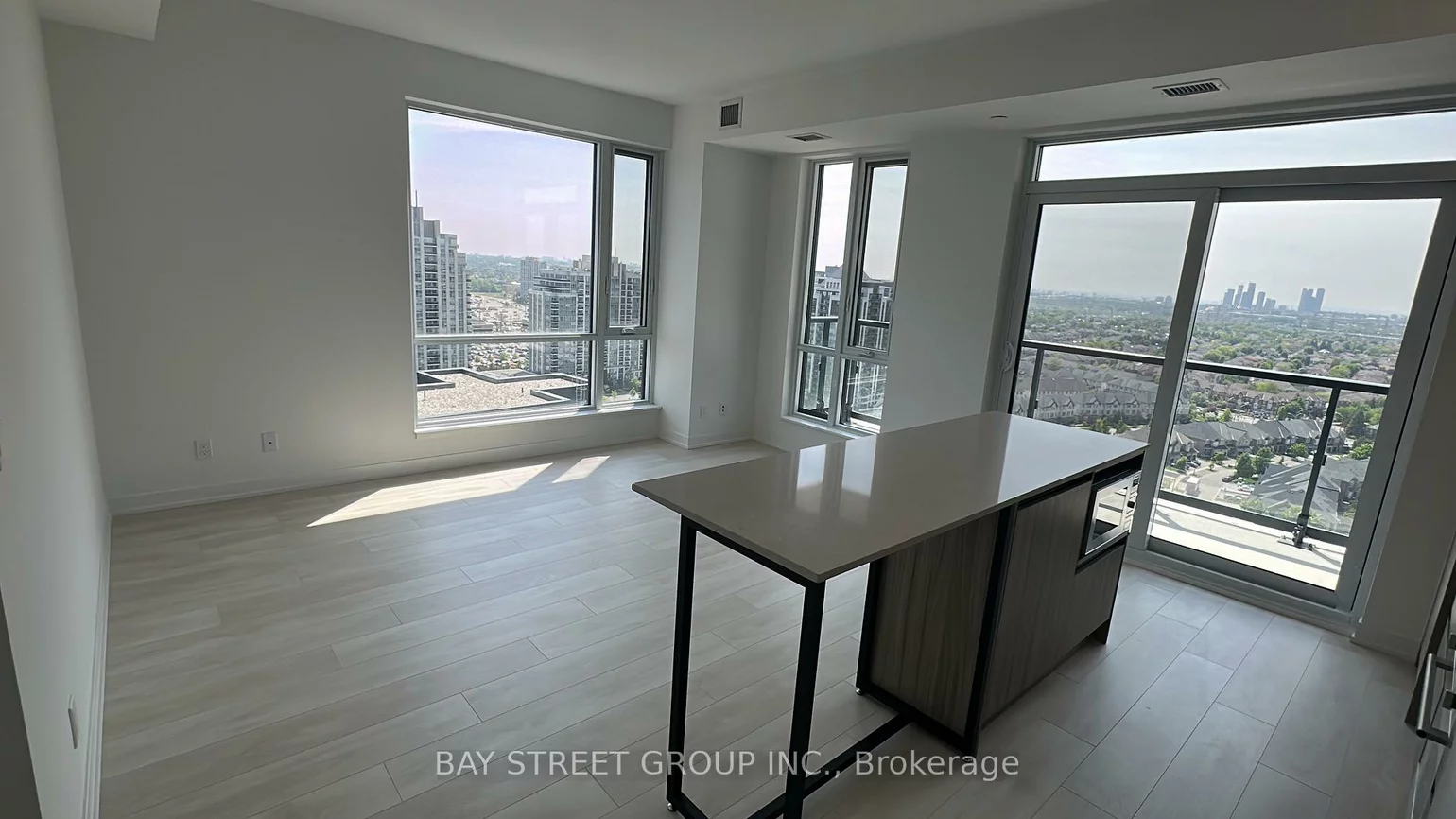 7950, Bathurst, Beverley Glen, Vaughan