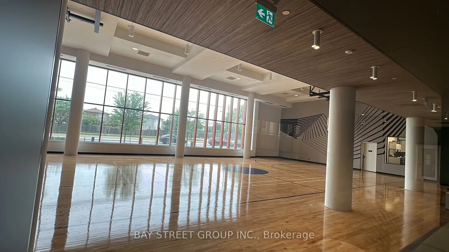 7950, Bathurst, Beverley Glen, Vaughan