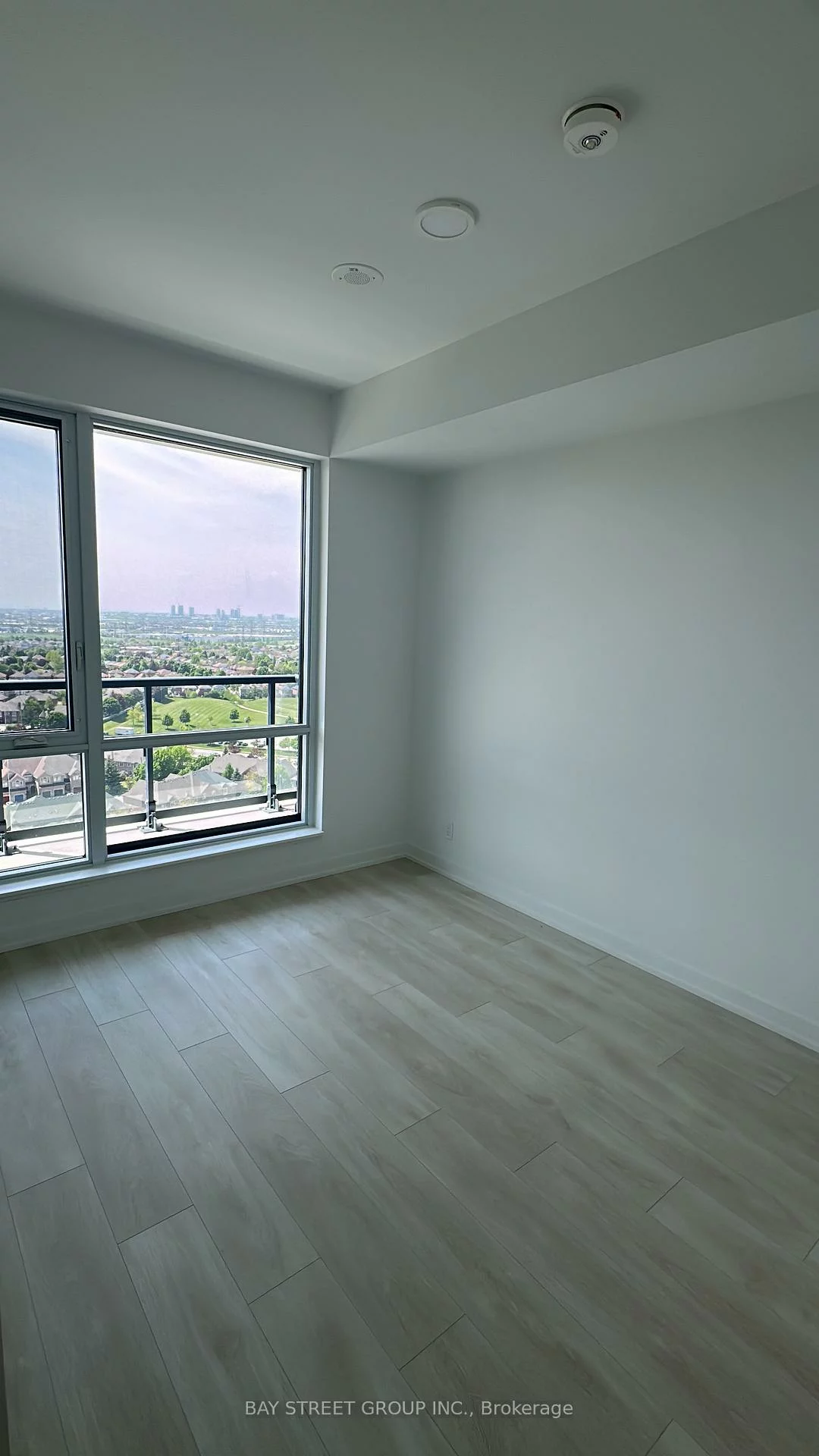 7950, Bathurst, Beverley Glen, Vaughan