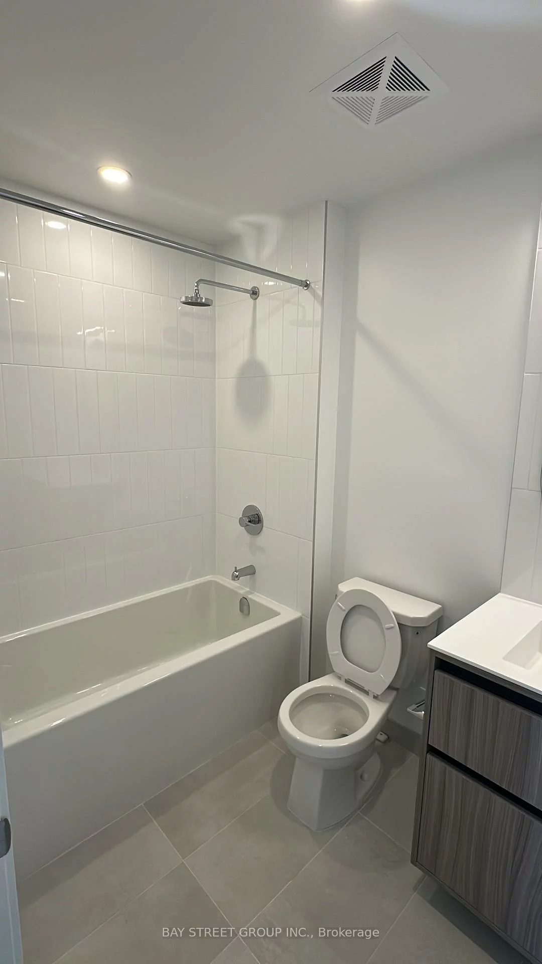 7950, Bathurst, Beverley Glen, Vaughan