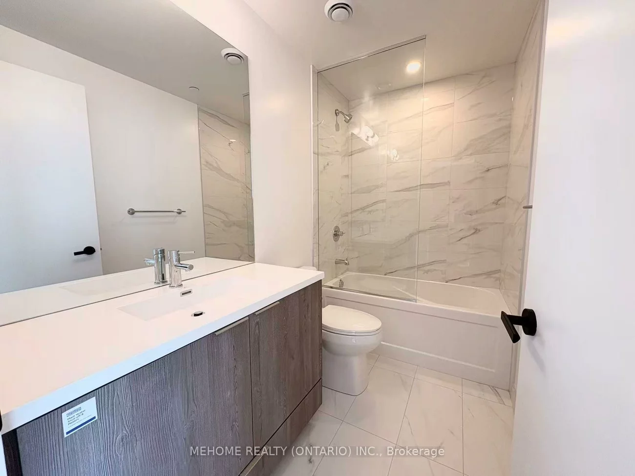 8, Interchange, Vaughan Corporate Centre, Vaughan