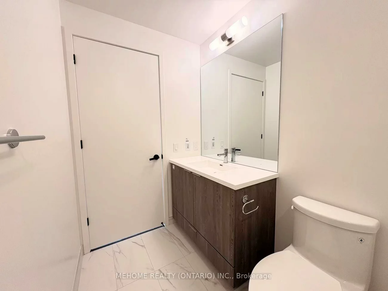 8, Interchange, Vaughan Corporate Centre, Vaughan