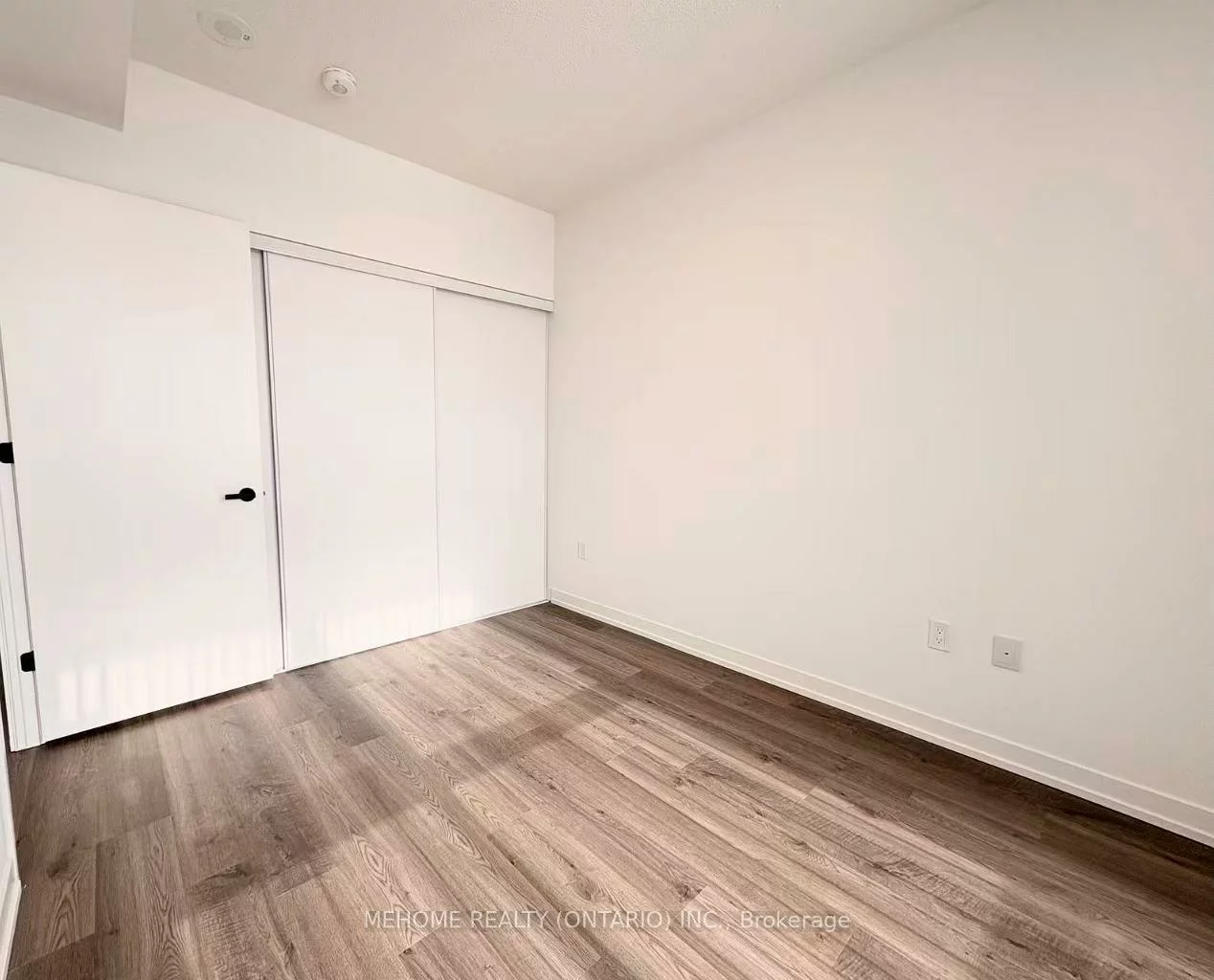 8, Interchange, Vaughan Corporate Centre, Vaughan