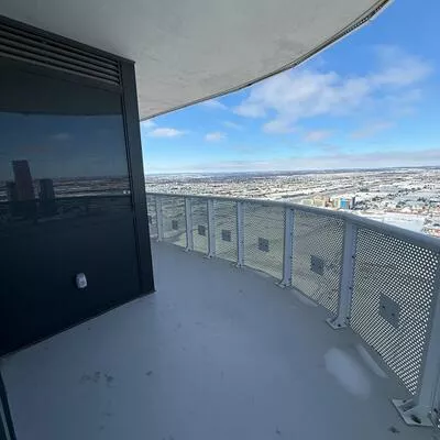 225, Commerce, Vaughan Corporate Centre, Vaughan