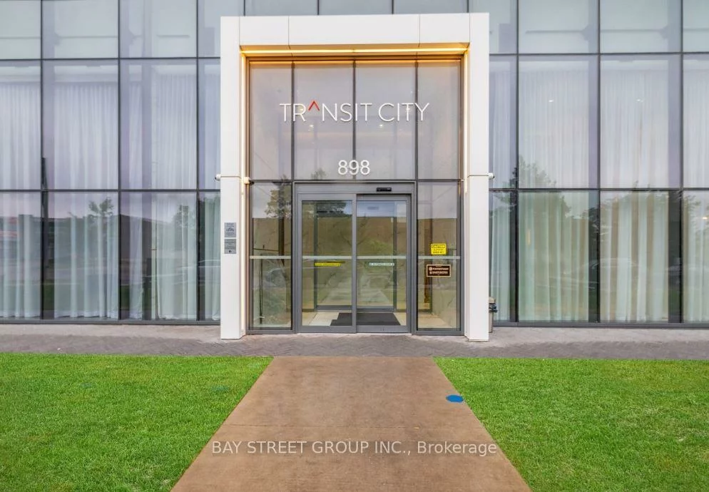 898, Portage, Vaughan Corporate Centre, Vaughan