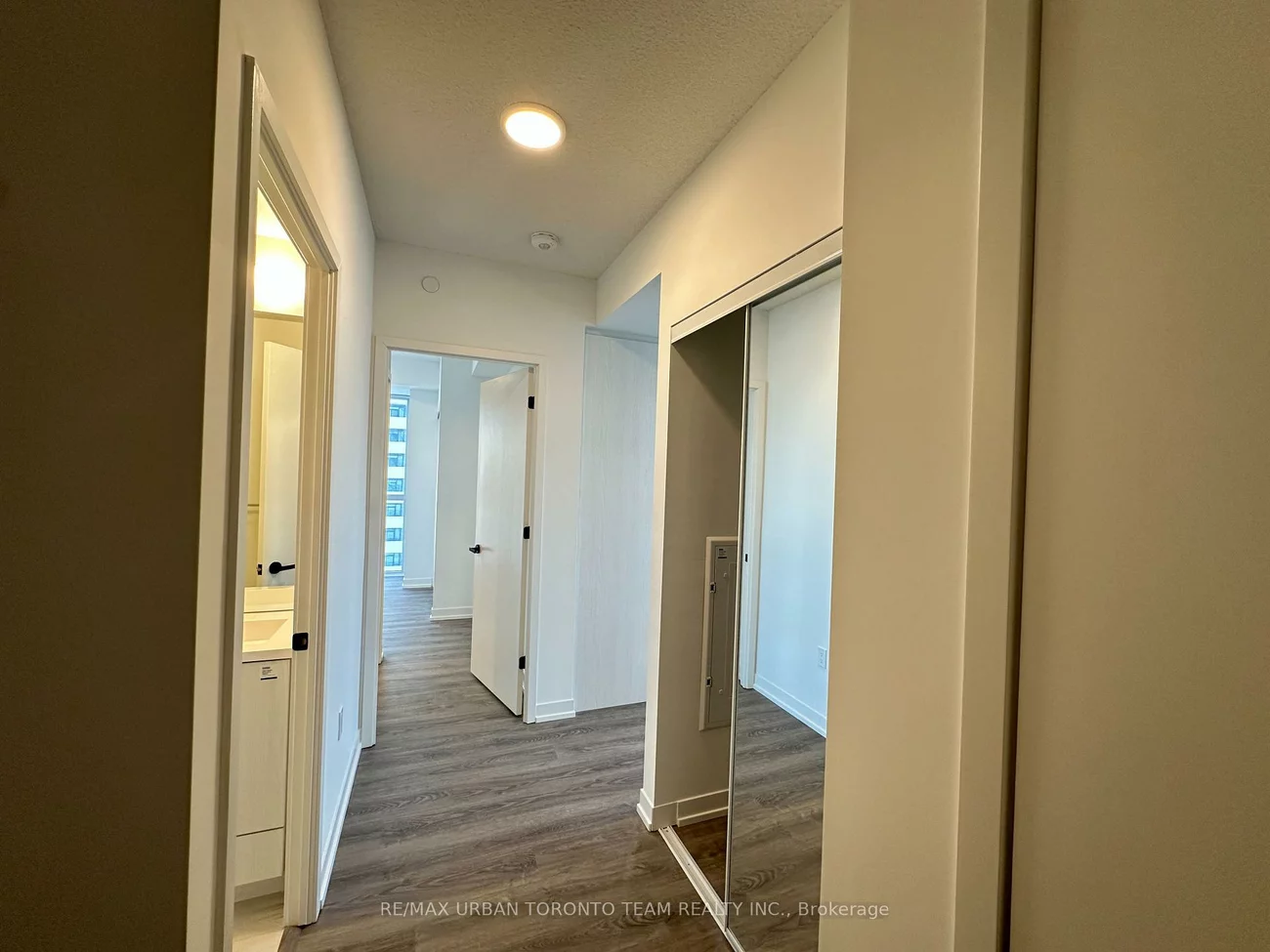 8, Interchange, Vaughan Corporate Centre, Vaughan