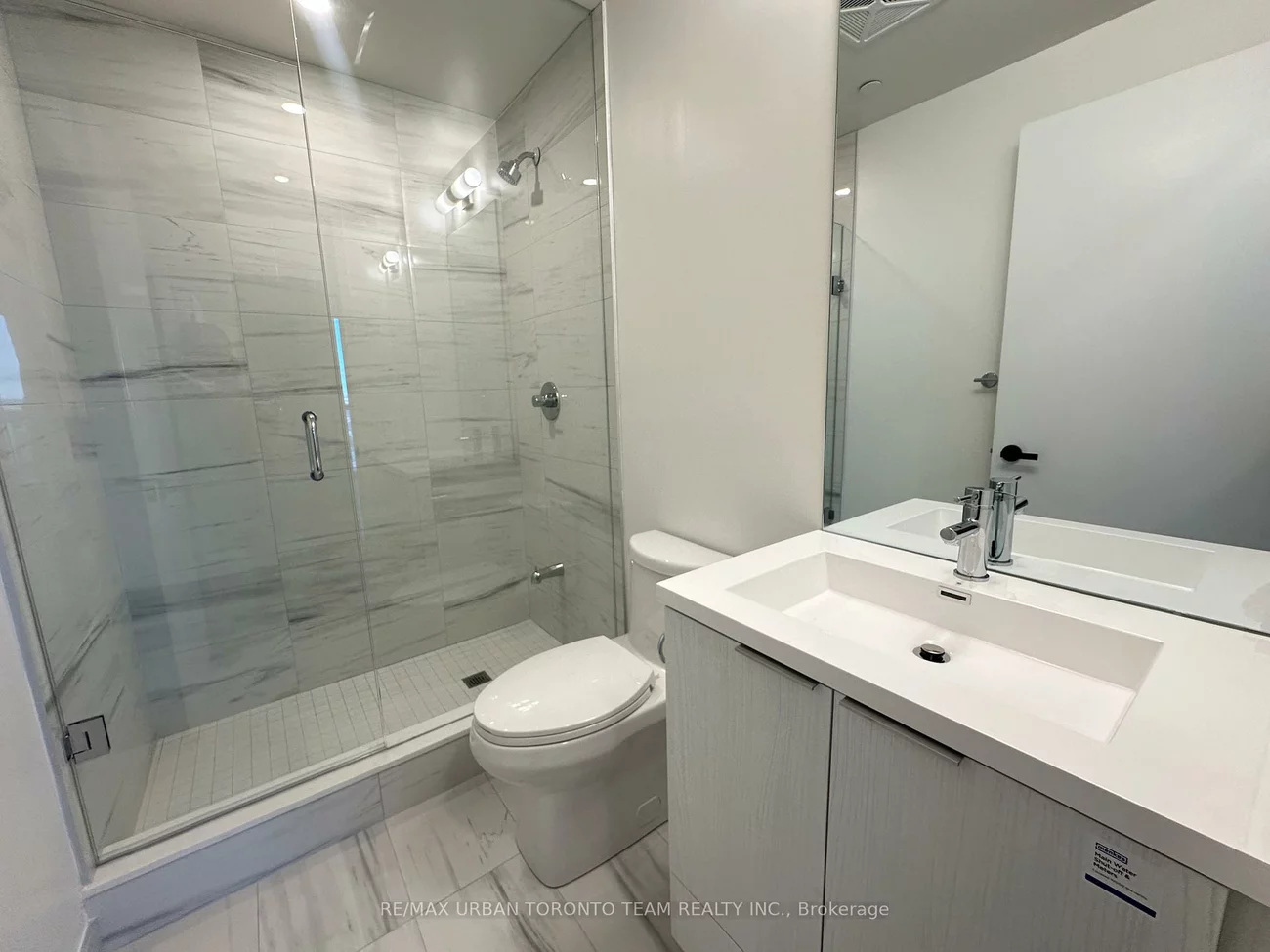 8, Interchange, Vaughan Corporate Centre, Vaughan