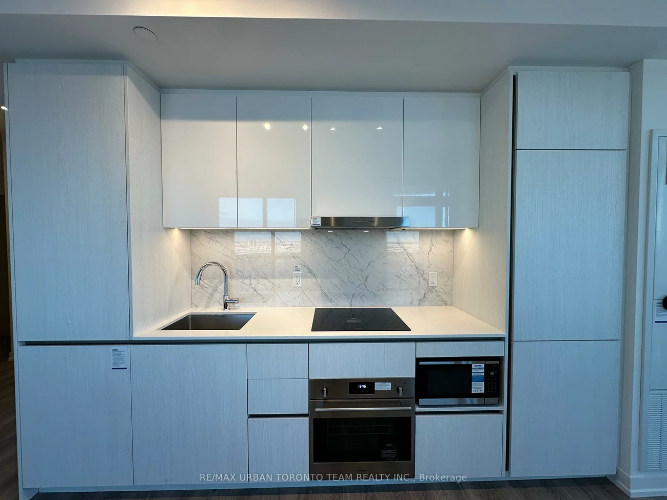 8, Interchange, Vaughan Corporate Centre, Vaughan