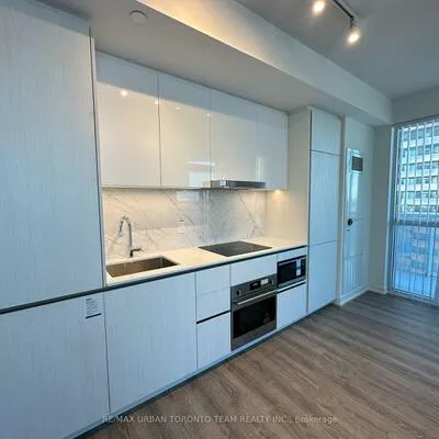 8, Interchange, Vaughan Corporate Centre, Vaughan