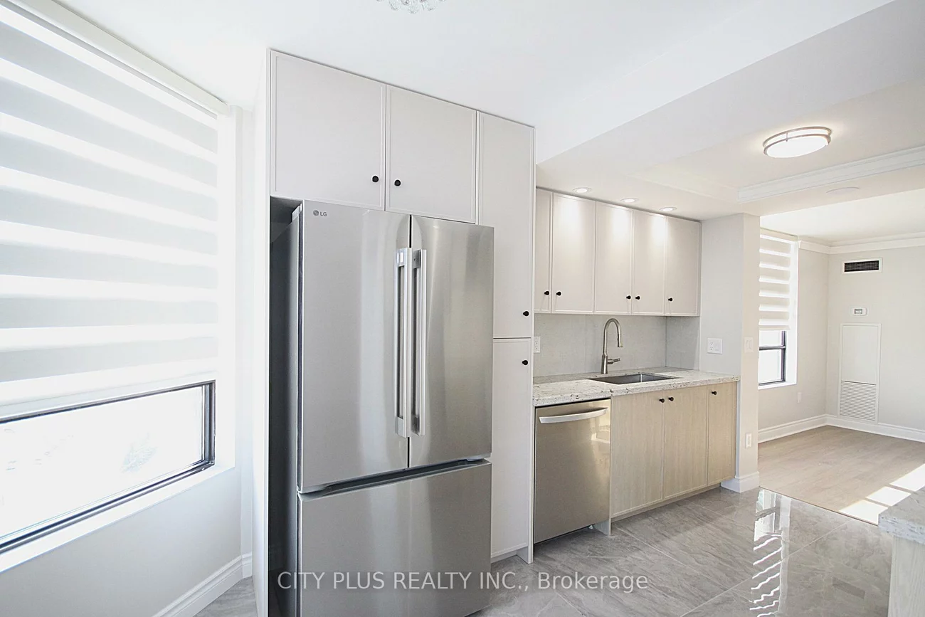 7460, Bathurst, Brownridge, Vaughan