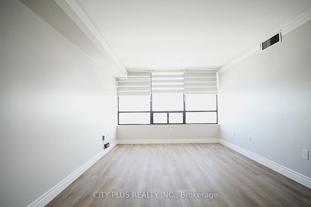 7460, Bathurst, Brownridge, Vaughan