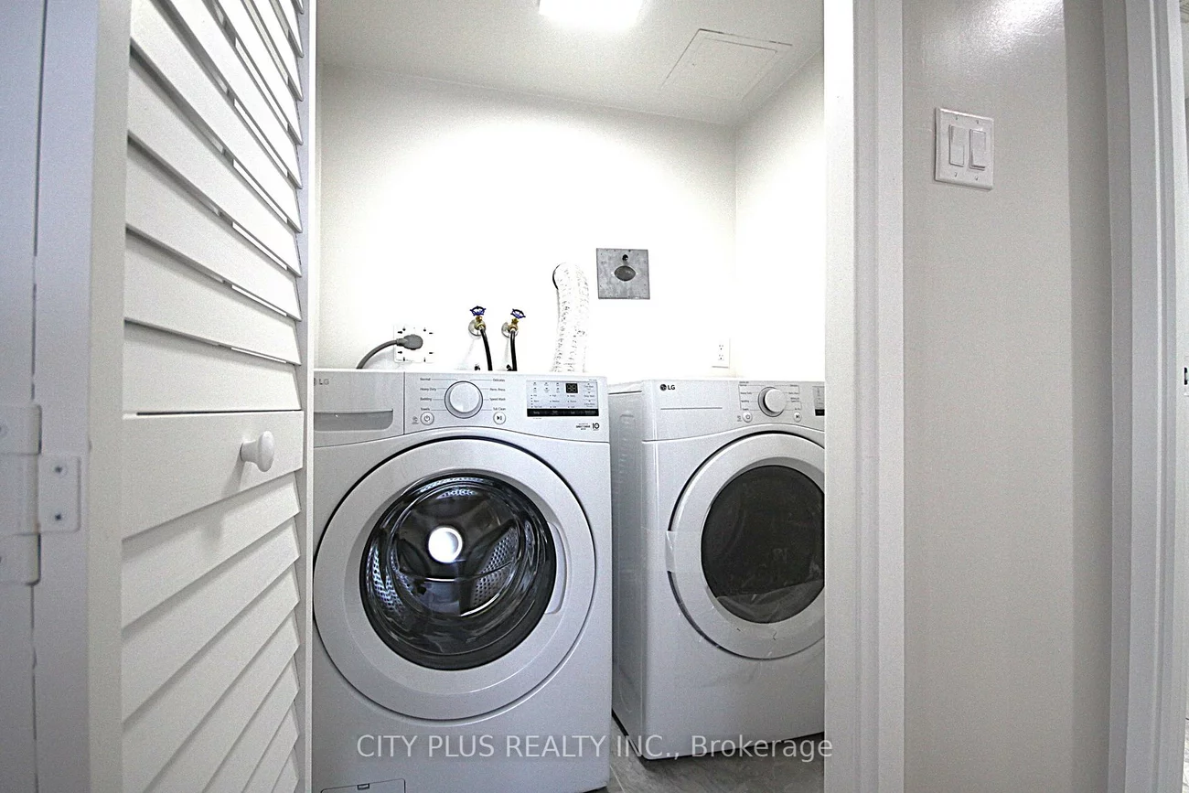 7460, Bathurst, Brownridge, Vaughan