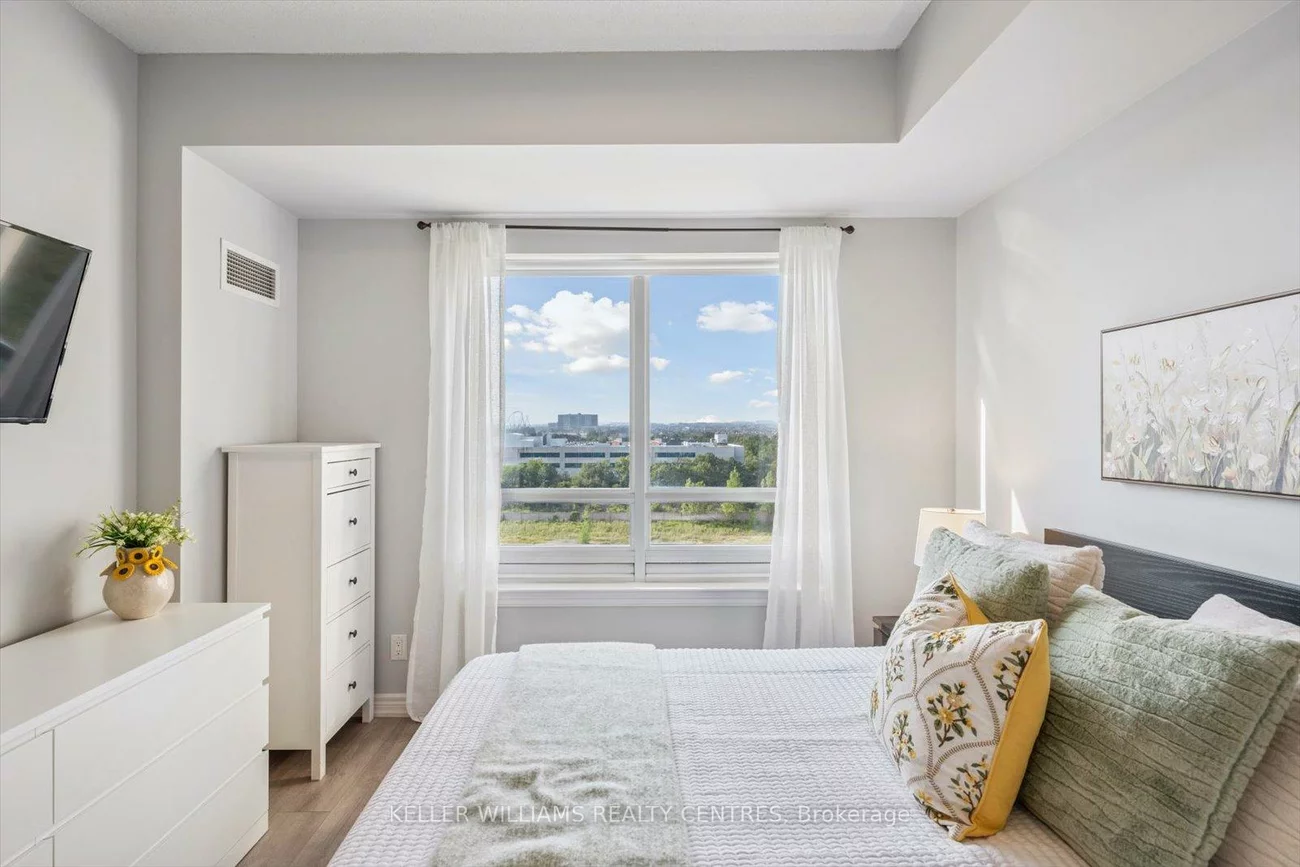 9245, Jane, Maple, Vaughan