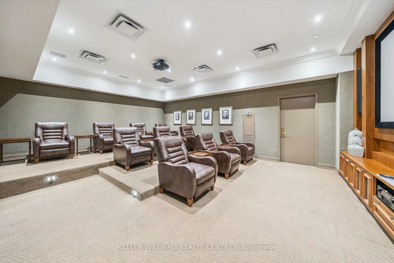 9245, Jane, Maple, Vaughan