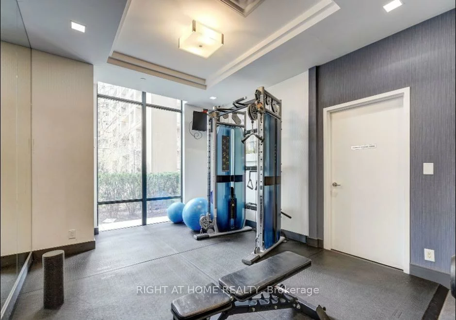 520, Steeles, Crestwood-Springfarm-Yorkhill, Vaughan