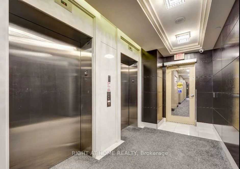 520, Steeles, Crestwood-Springfarm-Yorkhill, Vaughan