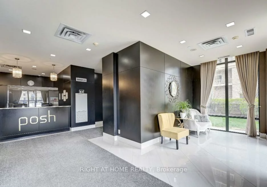 520, Steeles, Crestwood-Springfarm-Yorkhill, Vaughan