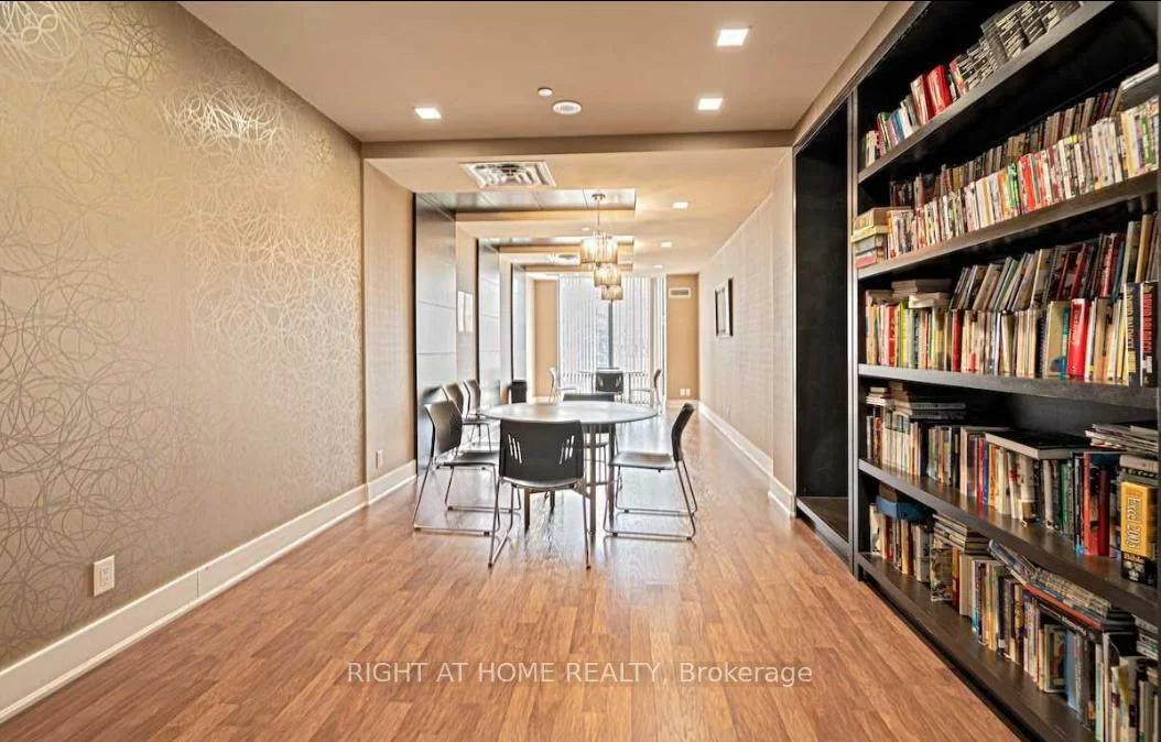 520, Steeles, Crestwood-Springfarm-Yorkhill, Vaughan